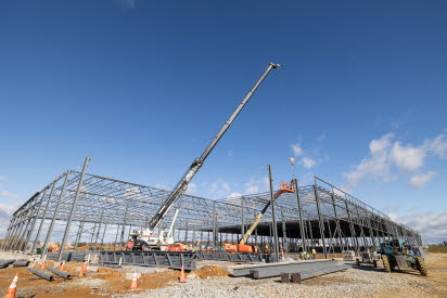Beam placement at warehouse 424 at Greenfield North